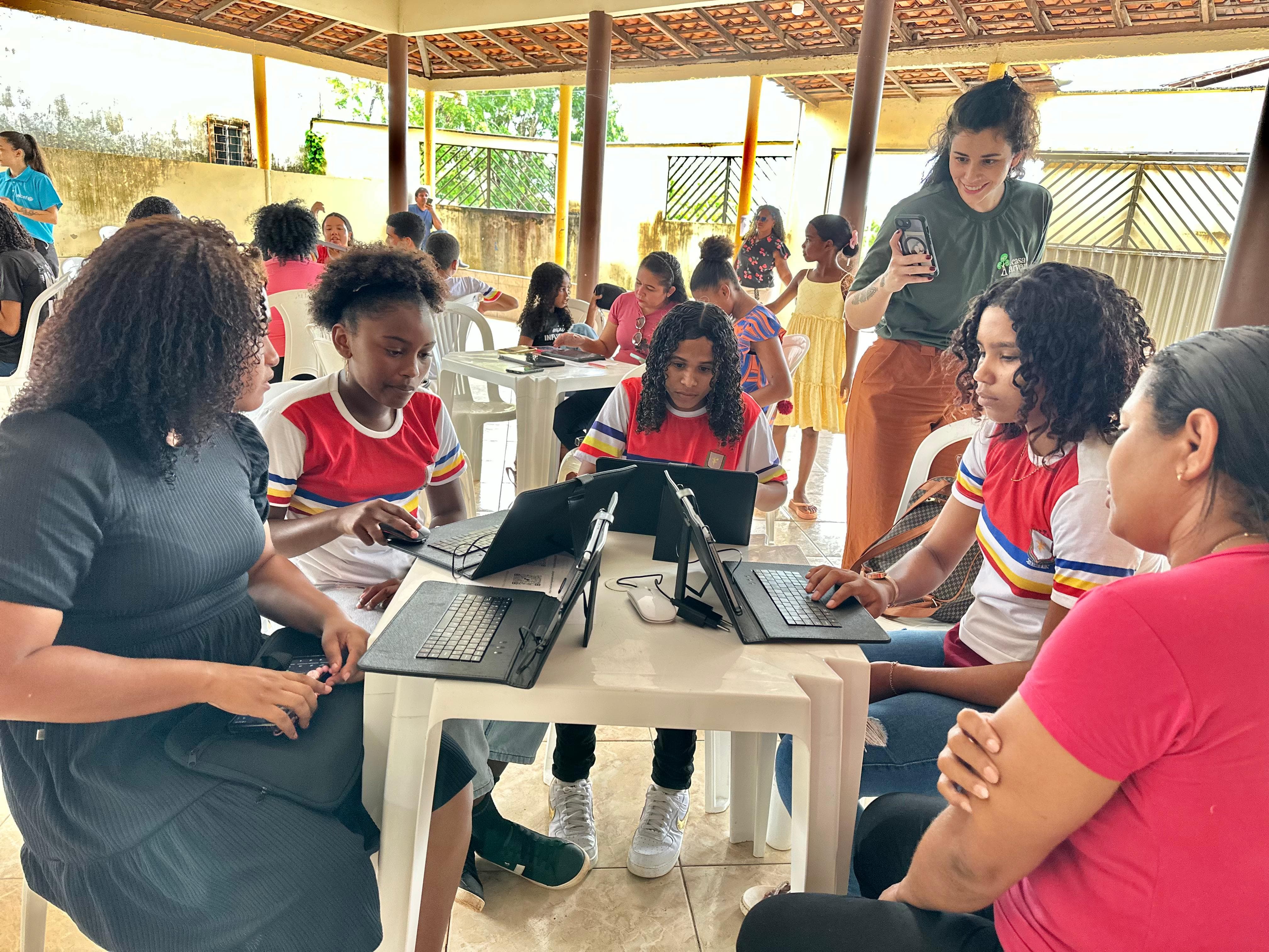 Bequimão amplia participação no projeto “Territórios Conectados” com formação presencial e entrega de equipamentos tecnológicos